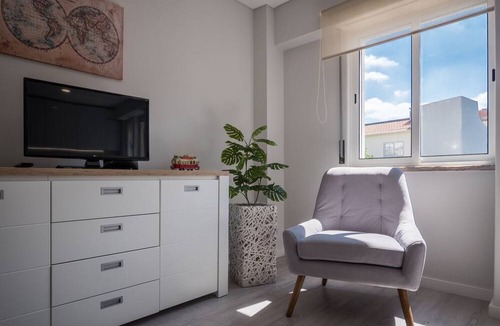 Sao Bento Apartment | RENT4REST SAO BENTO CHARMING 1 BEDROOM APARTMENT