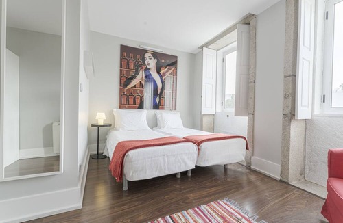 Bonfim House | Olala Cosme Apartments