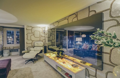 Misericordia Apartment | Deco Gem in Bica - Two Bedroom Apartment, Sleeps 4