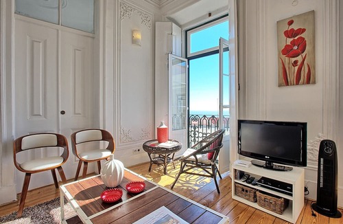 Alfama Apartment | Remedios I - sunny with fantastic river view!