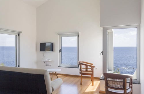 Horta Apartment | Lofts Azul Pastel