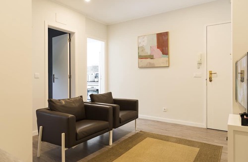 Benfica Apartment | Ideal Apartment 3.