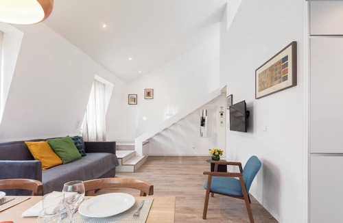 Encarnacao Apartment | LSA Chiado Emenda by Numa