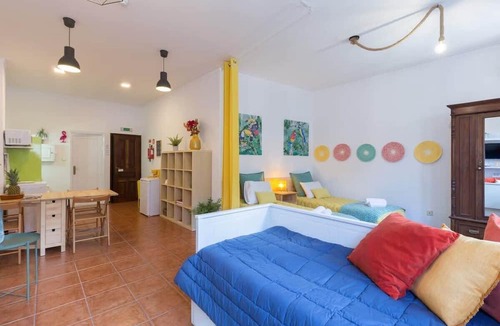 Uniao de Freguesias do Centro Apartment | Rustic Bright Flat by HostWise
