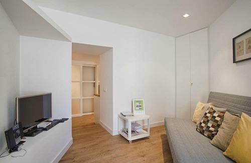 Sao Cristovao e Sao Lourenco Apartment | Mouraria Central Apartment I (C47)