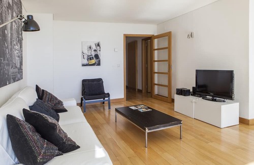 Parque das Nacoes Apartment | RENT4REST LISBON PARQUE DAS NAÇÕES 17TH FLOOR RIVER VIEW