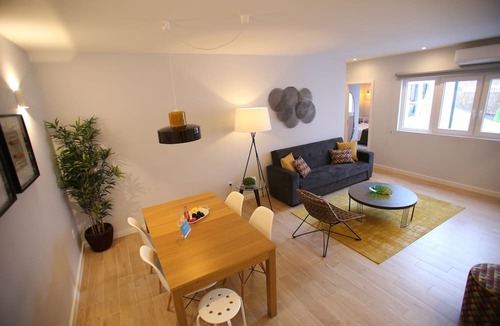Santa Marinha Apartment | Porto Views & Wines II by Porto City Hosts