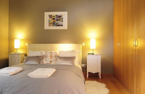 Santo Antonio Apartment | Large 5 Bedroom Apartment with Jacuzzi