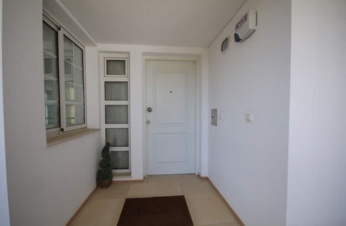Quarteira Apartment | Penthouse with 2 bedrooms, large terrace and private jacuzzi, wifi