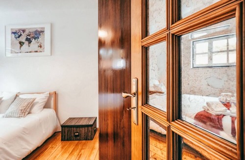 Santa Engracia Apartment | Apolónia Train Spot By Gt House
