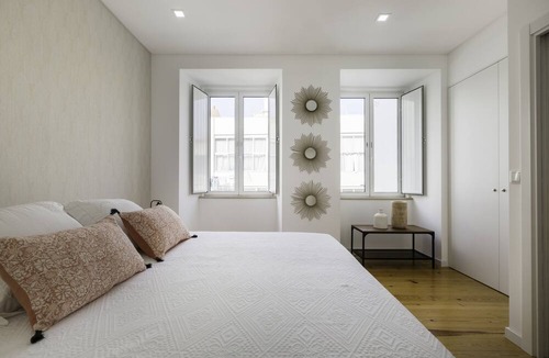 Penha de Franca Apartment | Tile House 95, Penha de França
