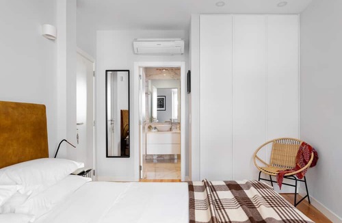 Socorro Apartment | By the Castle | TRENDY COMFY & NEW | Family-Friendly
