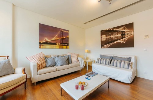 Sao Joao de Deus Apartment | RENT4REST LISBON FAMILY & FRIENDS APARTMENT IN ROMA AVENUE