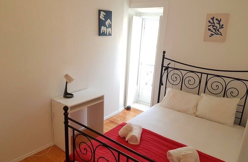 Santo Estevao Apartment | Alfama 1BR Apartment | River & Rooftop Views