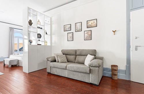 Coimbra City Centre Apartment | GuestReady - Grand Heritage Borges Loft