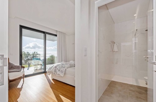 Santa Maria Maior Apartment | Atlantic Bloom by Homie