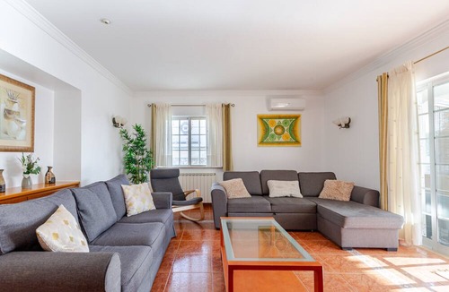Olhos D'Agua Villa | Villa Casanova – 5 Bedrooms, All En Suite, Private Pool, 900m from the Beach