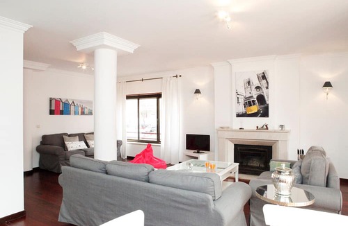 Cascais Apartment | FLH Cascais Gorgeous & Spacious Apartment