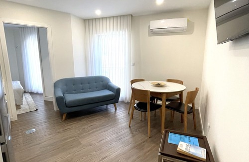 Aveiro Apartment | Rabumba - Aveiro Central Lodging