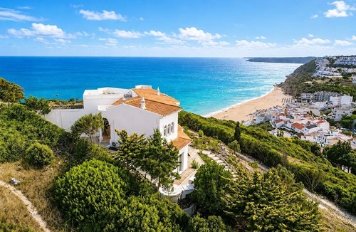 Salema Villa | Spectacular Clifftop 180° Oceanview Villa - Salema Beach ★