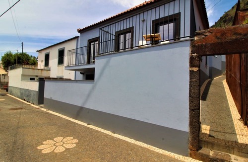 Jardim do Mar Apartment | mit Wi-Fi by Interhome