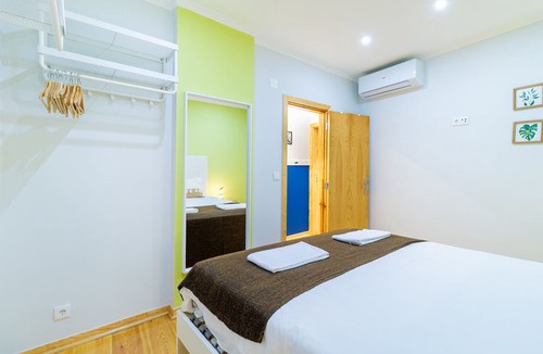 Encarnacao Apartment | Central Bairro Alto 2E by Central Hill