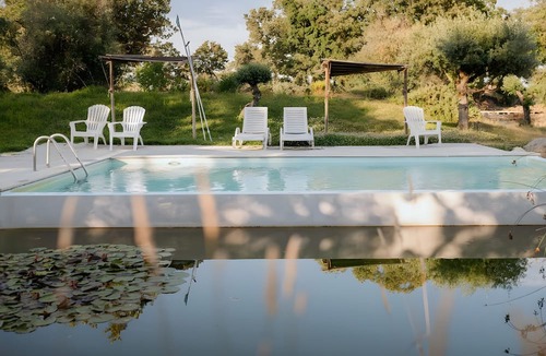 Santa Maria da Devesa Apartment | Rolhas Apartment with Shared Pool