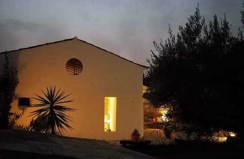 Murta Cottage | Title to be added later