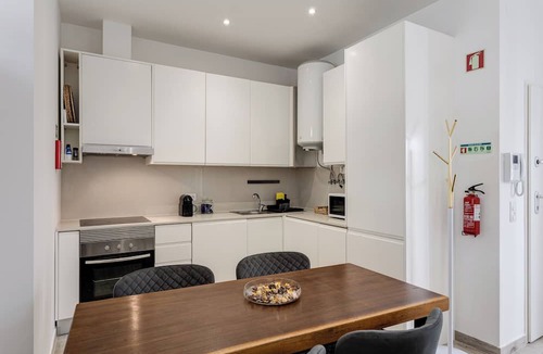 Sao Cristovao e Sao Lourenco Apartment | Baixa Garden: 2BR + Patio | Perfect for Families