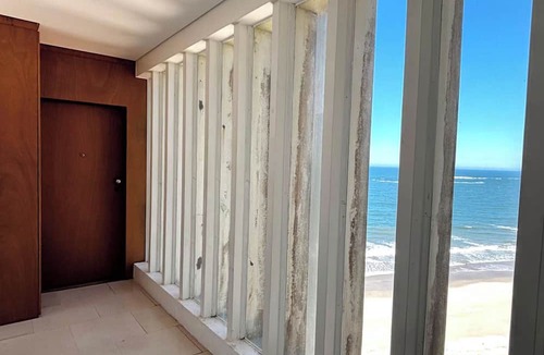 Ofir Apartment | Oceanfront Apartment in Ofir Towers – Stunning Views & Private Balcony