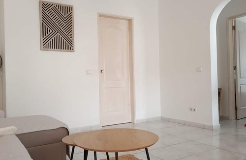Penina Condo | Two-bedroom apartment with an indoor pool with a jacuzzi and an outdoor pool. Oásis Vacation Home