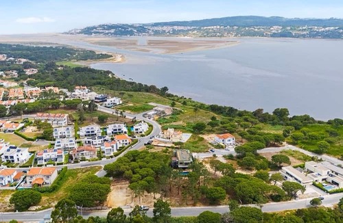 Casalinho House | Villa Olive: Design Villa, Private Pool, Sleeps 8, Walk to Óbidos Lagoon