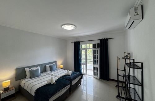 Camara de Lobos Villa | Wolf Villa