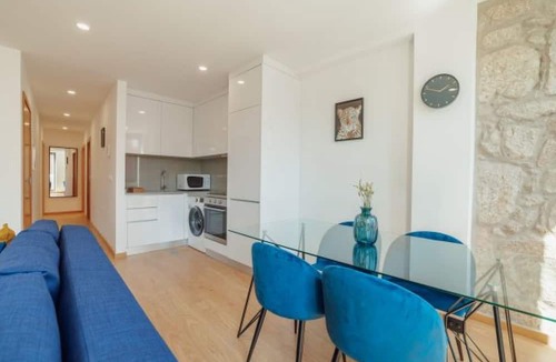 Campanha Apartment | MODERN & STYLISH APARTMENT I by VACATIONY by Interhome