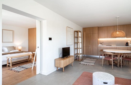 Barril de Cima House | Coastal Escape Barrel by Lisbeyond
