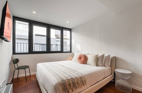 Bonfim Hotel | Guestready - Silk Factory Studios and Apartments