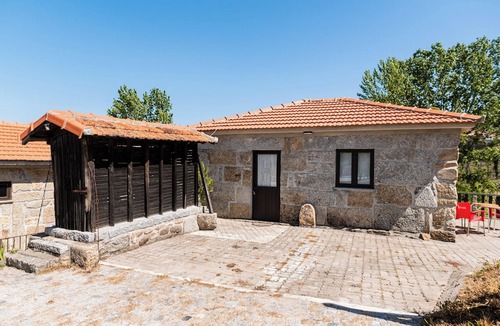Castelo de Paiva House | Homerez - Charming House in Fornos + Shared Pool