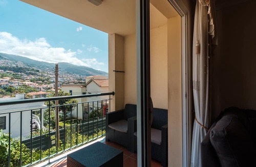 Santo Antonio Apartment | GuestReady - A view to Funchal paradise