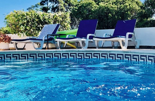 Caramujeira Villa | Casa Velha Videira, 4 Bedroom House With Swimming Pool Near Praia da Marinha