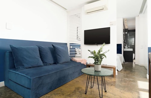 Alfama Apartment | Limehome Lisbon Calçada do Cardeal