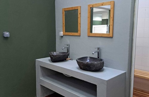 Horta RV Rental | Bearsu Nature Almoxarife