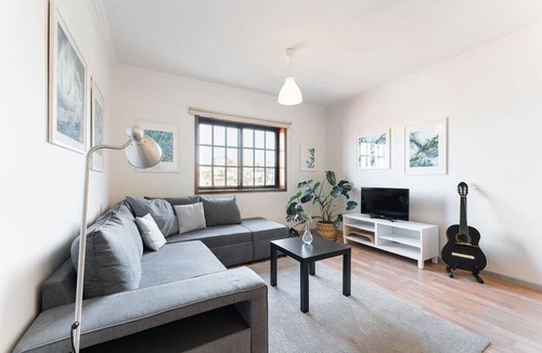 Santa Marinha Apartment | Dream Views of Porto - Private Apt in Gaia by Lisbeyond