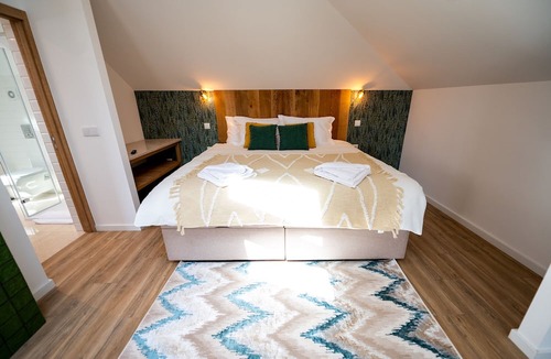 Serta Apartment | Mira D'Ouro Serta