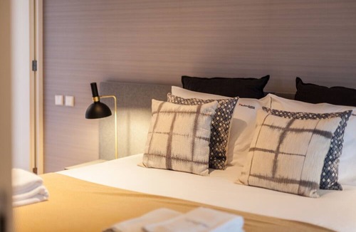 Chiado Apartment | FLH Chiado Stylish Flat