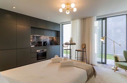 Mafamude Apartment | RUAH A - Amazing Studio by LovelyStay