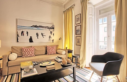 Sao Sebastiao da Pedreira Apartment | Amoreiras Luxurious Apartments