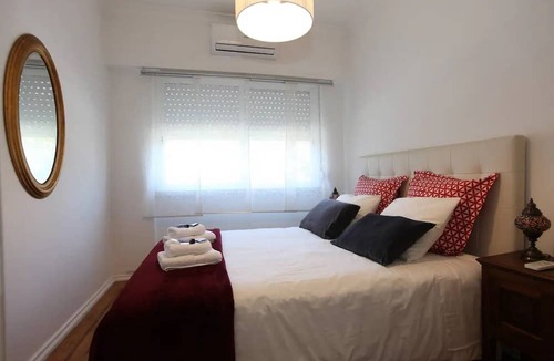 Odivelas Apartment | Private Terrace with Sun 15 minutes from Lisbon and the Airport