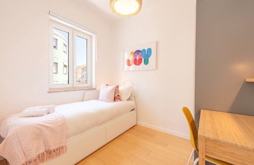 Penha de Franca Apartment | GuestReady - Bright and Cosy 2BR Lisbon Flat