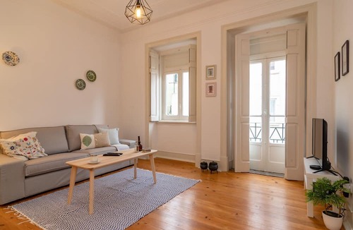 Penha de Franca Apartment | Anjos' City Escape by LovelyStay