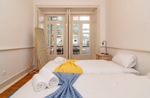 Penha de Franca Apartment | Anjos' City Escape by LovelyStay